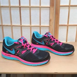 Women’s Nike Dual Fusion Lite Running Shoes